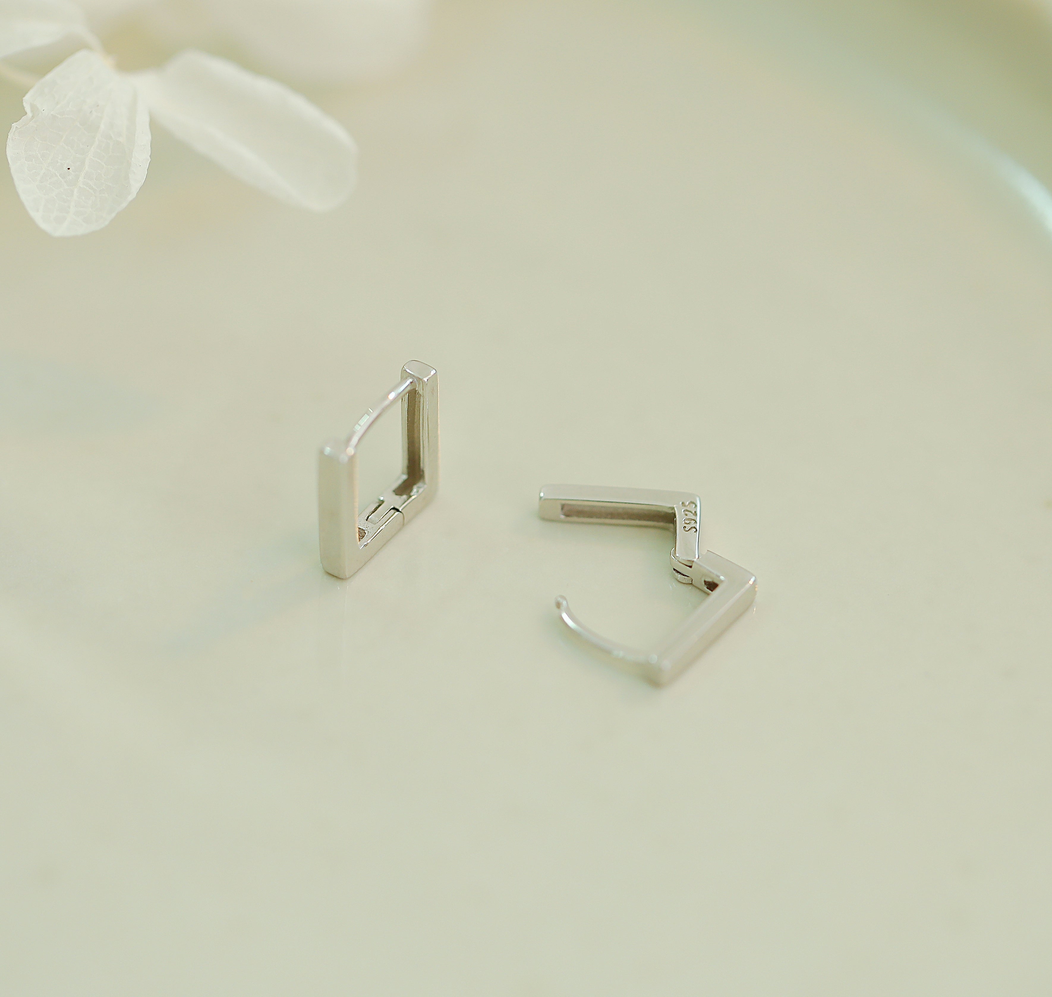 925 Sterling Silver Square Hoop Earrings – Happyzzzsu