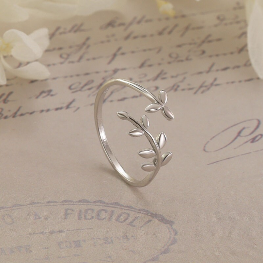 925 Sterling Silver Leaves Ring