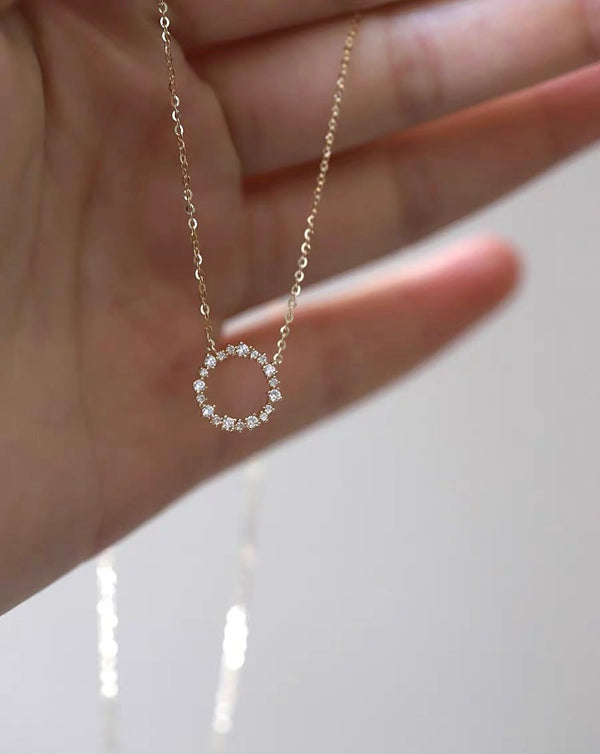 Sterling Silver Cluster Diamond Circle Necklace