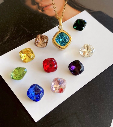 1=10，10pcs Change Gemstone Necklace