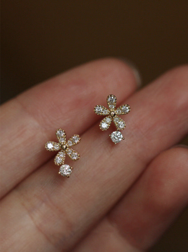 925 Sterling Silver Daisy Flower Earrings